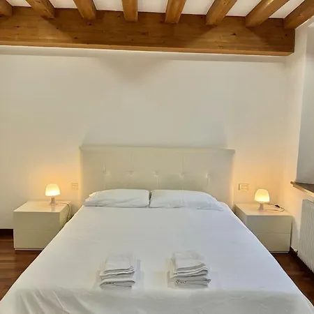 Il Riccio - Charming Retreat Apartment Udine