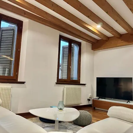 Apartment Il Riccio - Charming Retreat Udine